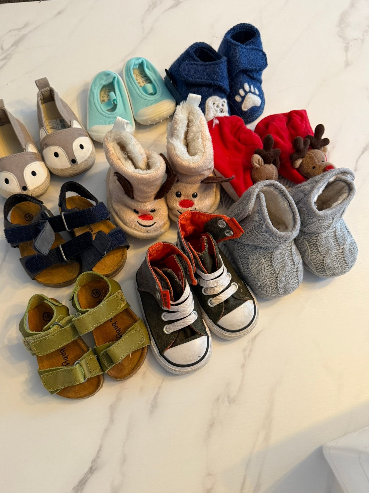 Babyschoenen, slippers en pantoffels maat 14 tot 19, Kinderen en Baby's, Ophalen of Verzenden, Zo goed als nieuw