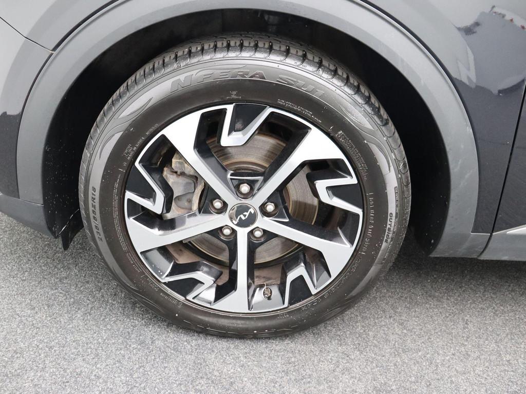 Kia Sportage 1.6 T-GDi 48V 7DCT Inspire (automatique), 144 g/km, 110 kW, Entreprise, 1505 kg