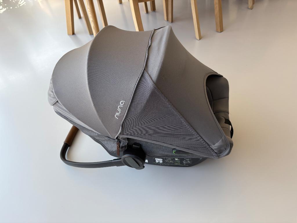 Nuna pipa next met isofix draaibare basis, Autres marques, 0 à 18 kg, Enlèvement, Utilisé