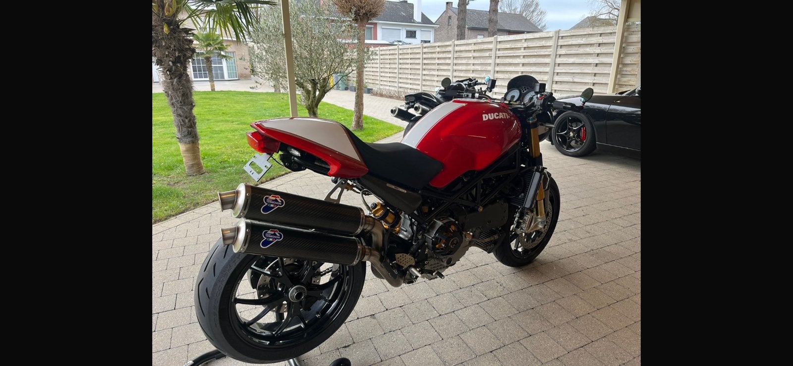 Ducati monster s4rs, Particulier