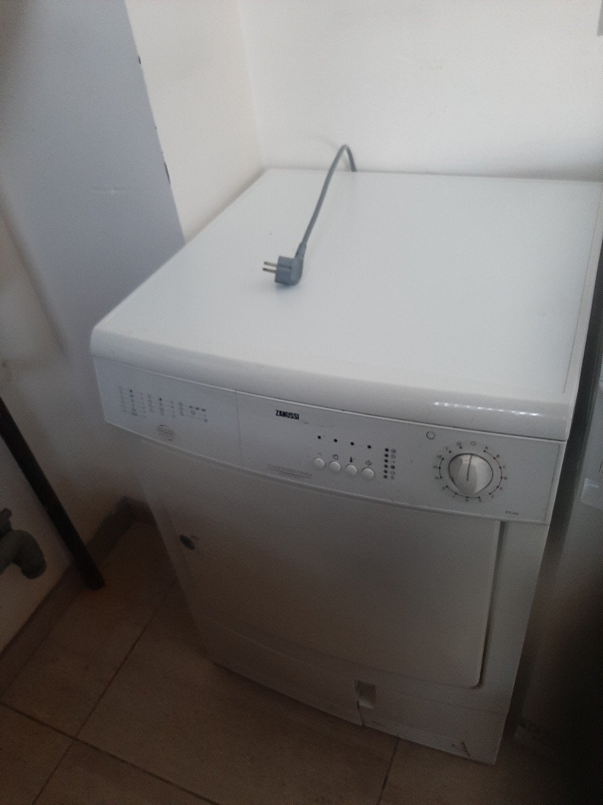 Droogkast, Elektronische apparatuur, Droogkasten, Ophalen, Gebruikt