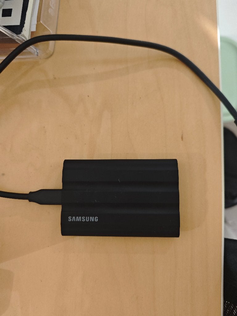 Samsung T7 Shield 2TB Portable SSD - Zwart, Computers en Software, Harde schijven, Zo goed als nieuw, Extern, SSD, USB, Ophalen of Verzenden