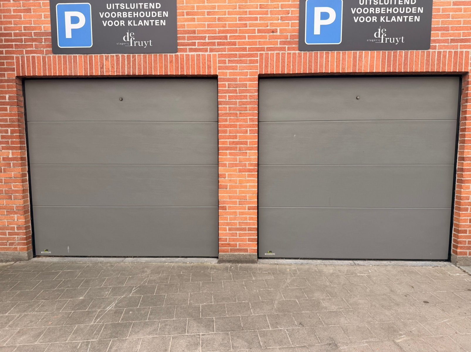 2 garagepoorten Winsol