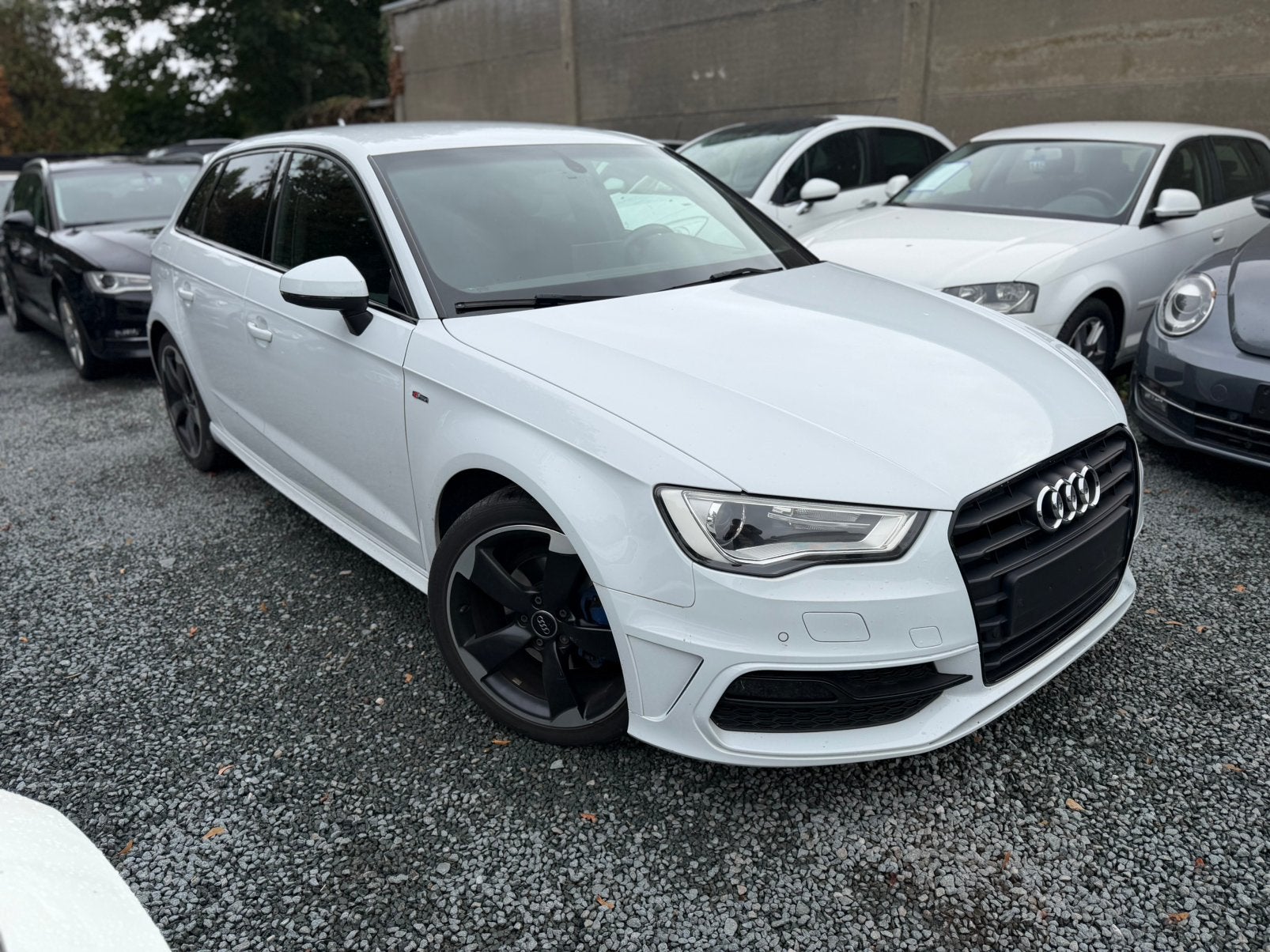 Audi A3 S-line 1.4 TFSI 150 pk S-Tronic ACT, Auto's, Automaat, 4 cilinders, Alcantara, Wit