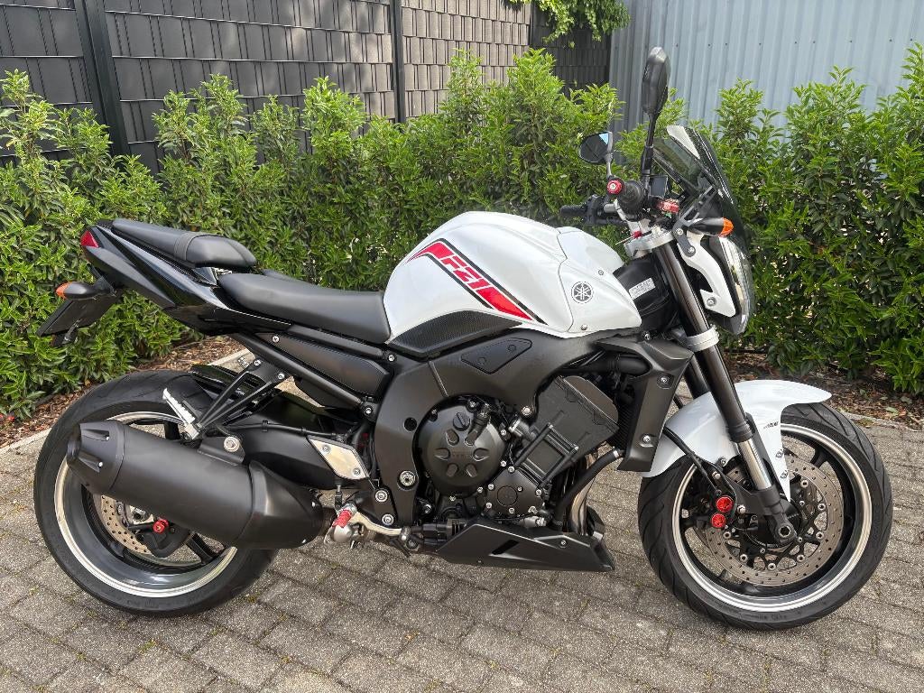 Yamaha FZ1N ABS + 1 an garantie + entretien GRATUIT!, Motos, Motos | Yamaha, Entreprise, Naked bike, plus de 35 kW, 4 cylindres