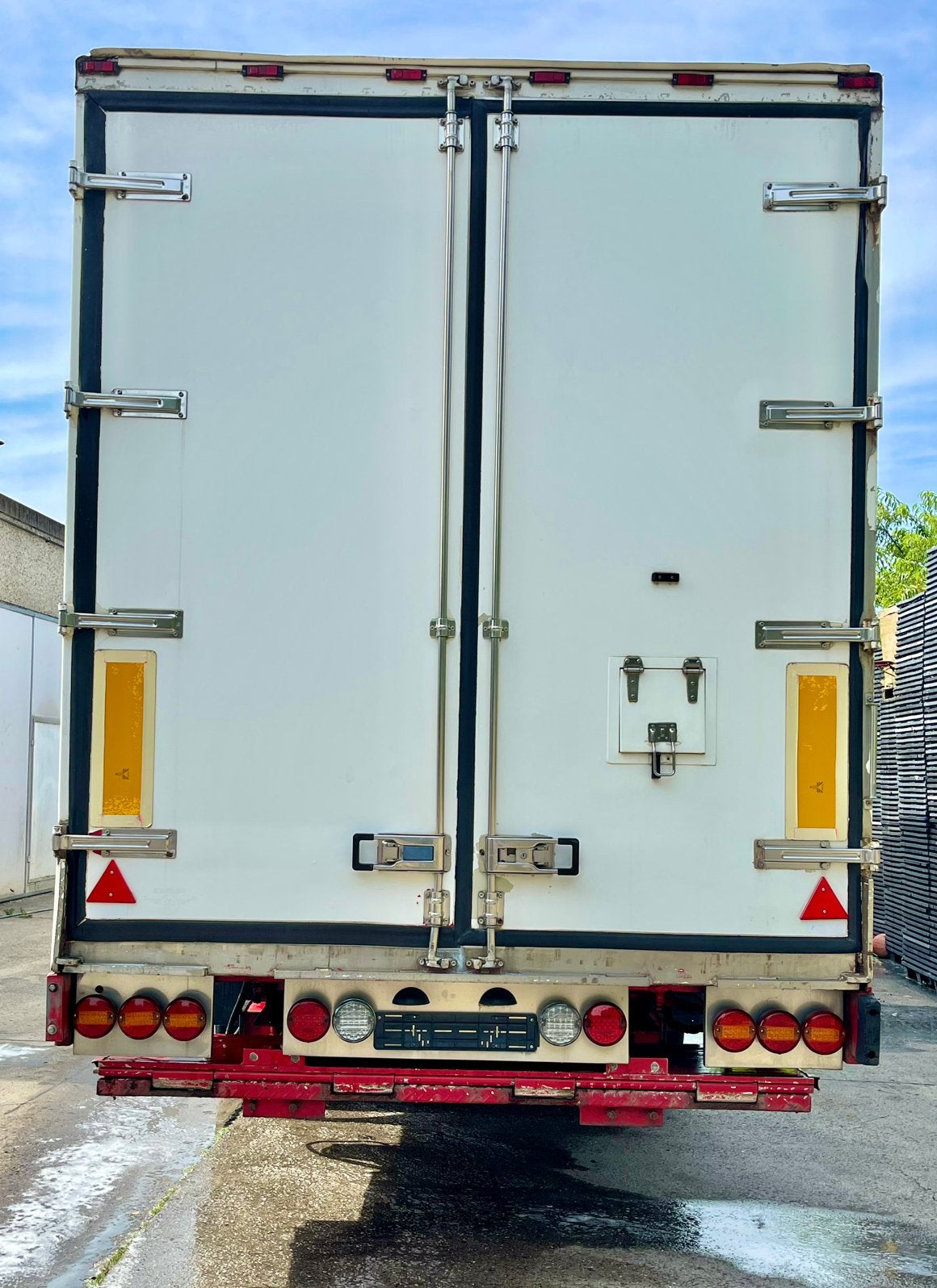 Oplegger koel/vries/frigo met laadklep, Particulier, Te koop