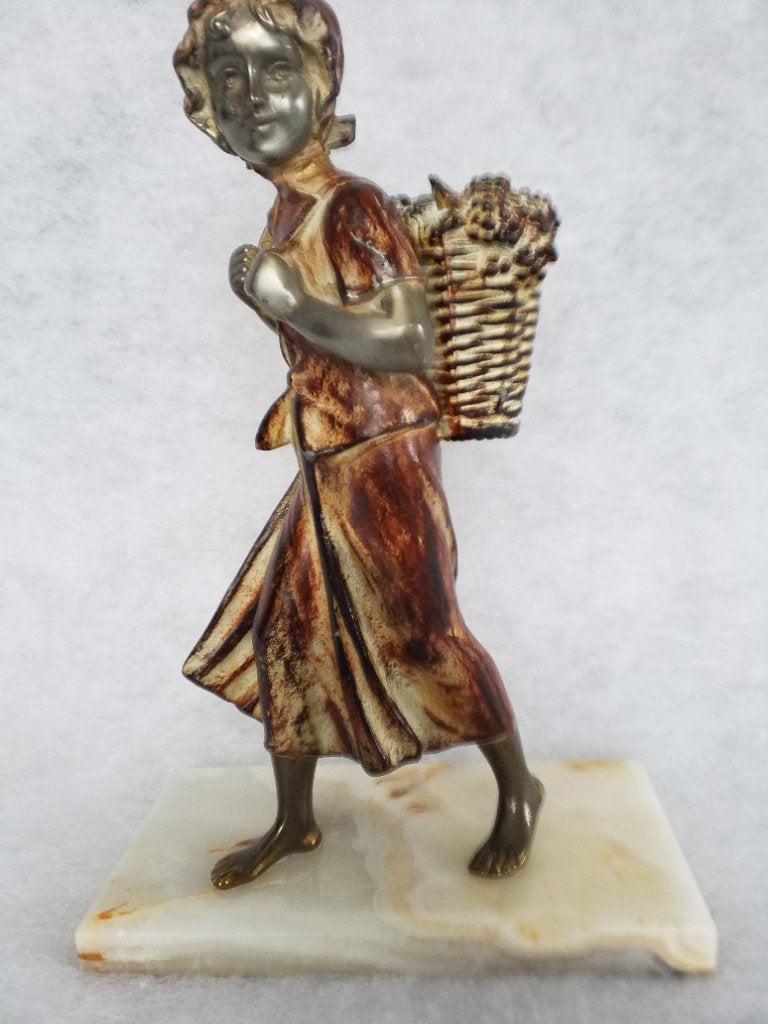 Jeune vendangeur, piédestal art déco en marbre zamak, Enlèvement, Bronze