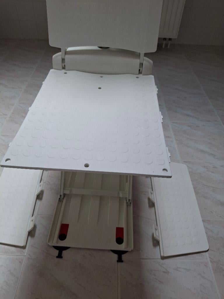 Badlift Acuatec, Ophalen, Zo goed als nieuw