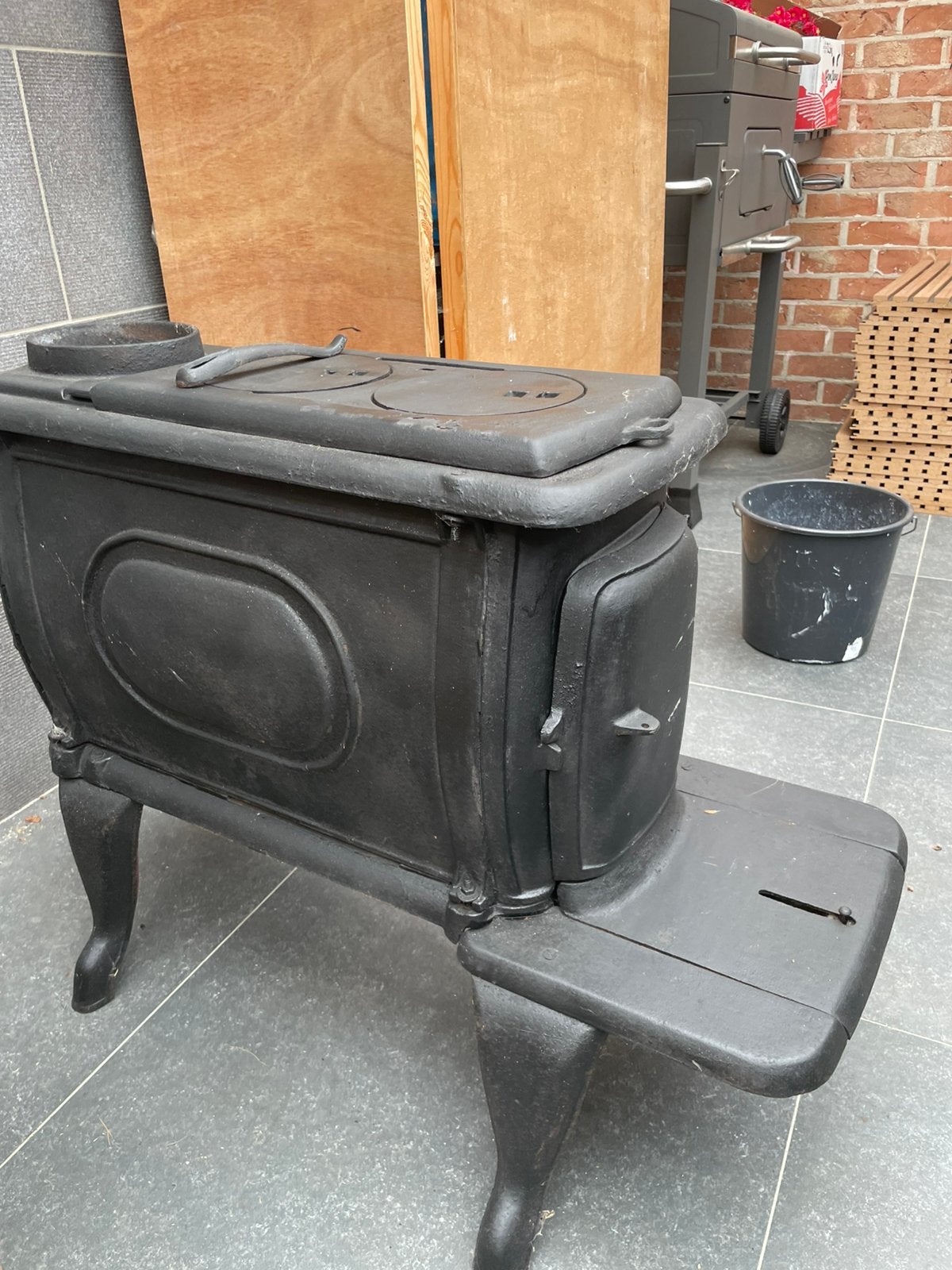 Gietijzeren kachel, Huis en Inrichting, Ophalen, Gebruikt, Hout, Houtkachel