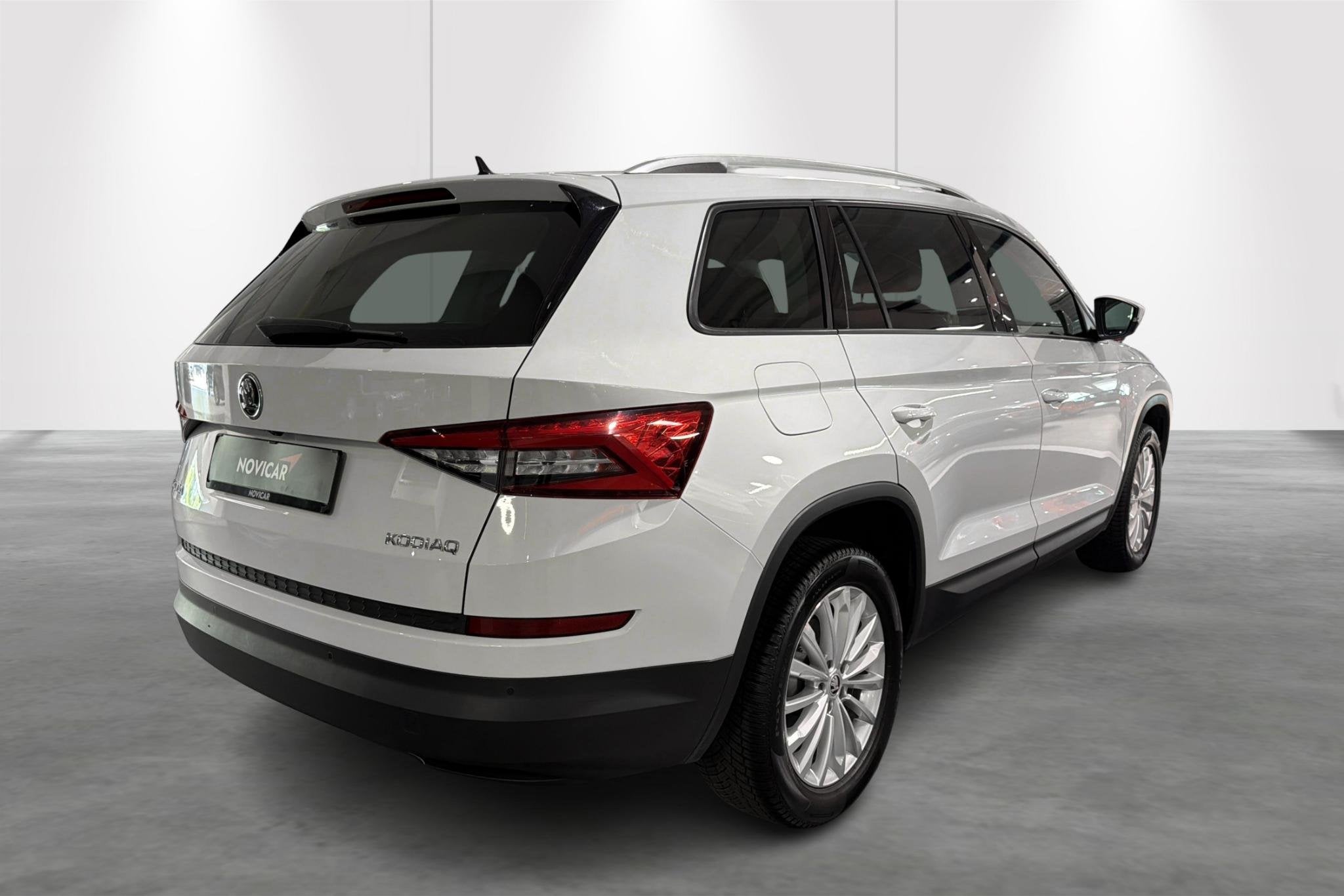Skoda Kodiaq 1.5 TSI 110kW DSG7 7 PLAATSEN, Auto's, Stof, 4 cilinders, Automatische klimaatregeling, 5 zetels