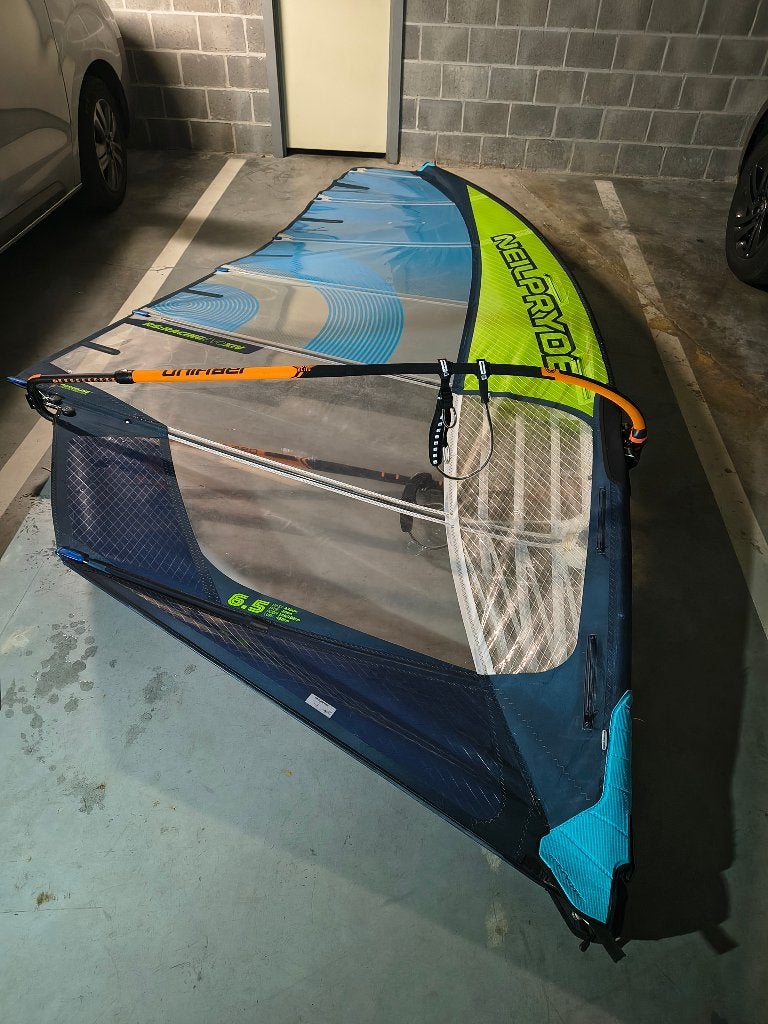 NP Evo XIV avec mât 430 TPX, Sports nautiques & Bateaux, Avec sac de transport, Enlèvement, Utilisé, Neilpryde