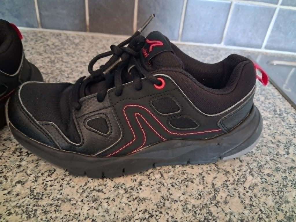 schoenen zwart merk newfeel decatlon  – maat 37 – nieuw, Zwart, Nieuw, Newfeel, Wandelschoenen