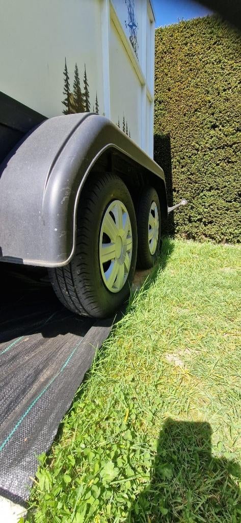 Aanhangwagen en daktent, Ophalen, Zo goed als nieuw