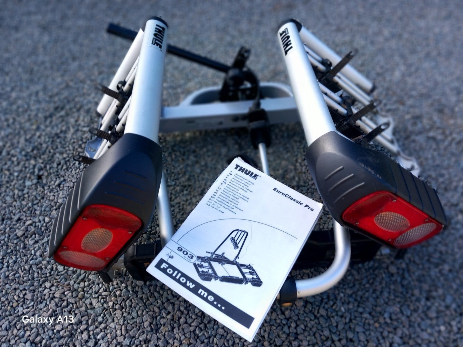 Thule fietsendrager 3/4 fietsen E-bike 60 kg universele aanh, Ophalen, 3 fietsen of meer, Zo goed als nieuw, Brede banden