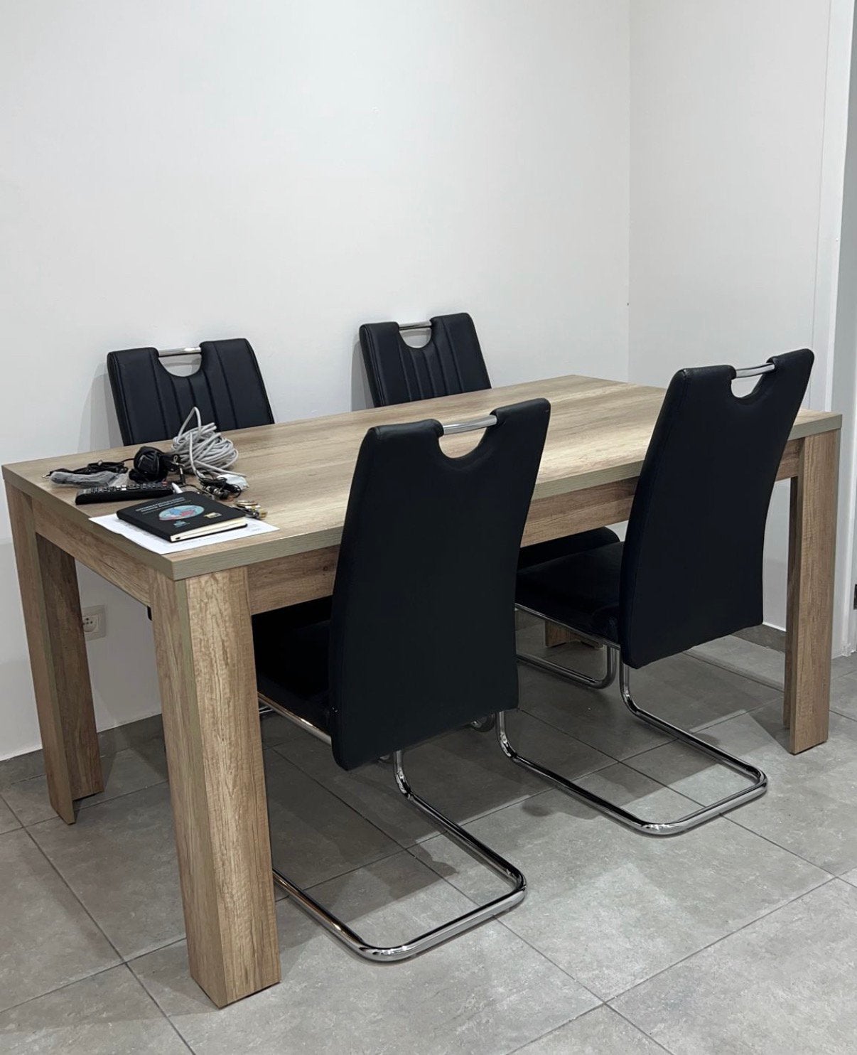 Table a mange avec chaise, Maison & Meubles, Tables | Tables à manger, Enlèvement, Comme neuf