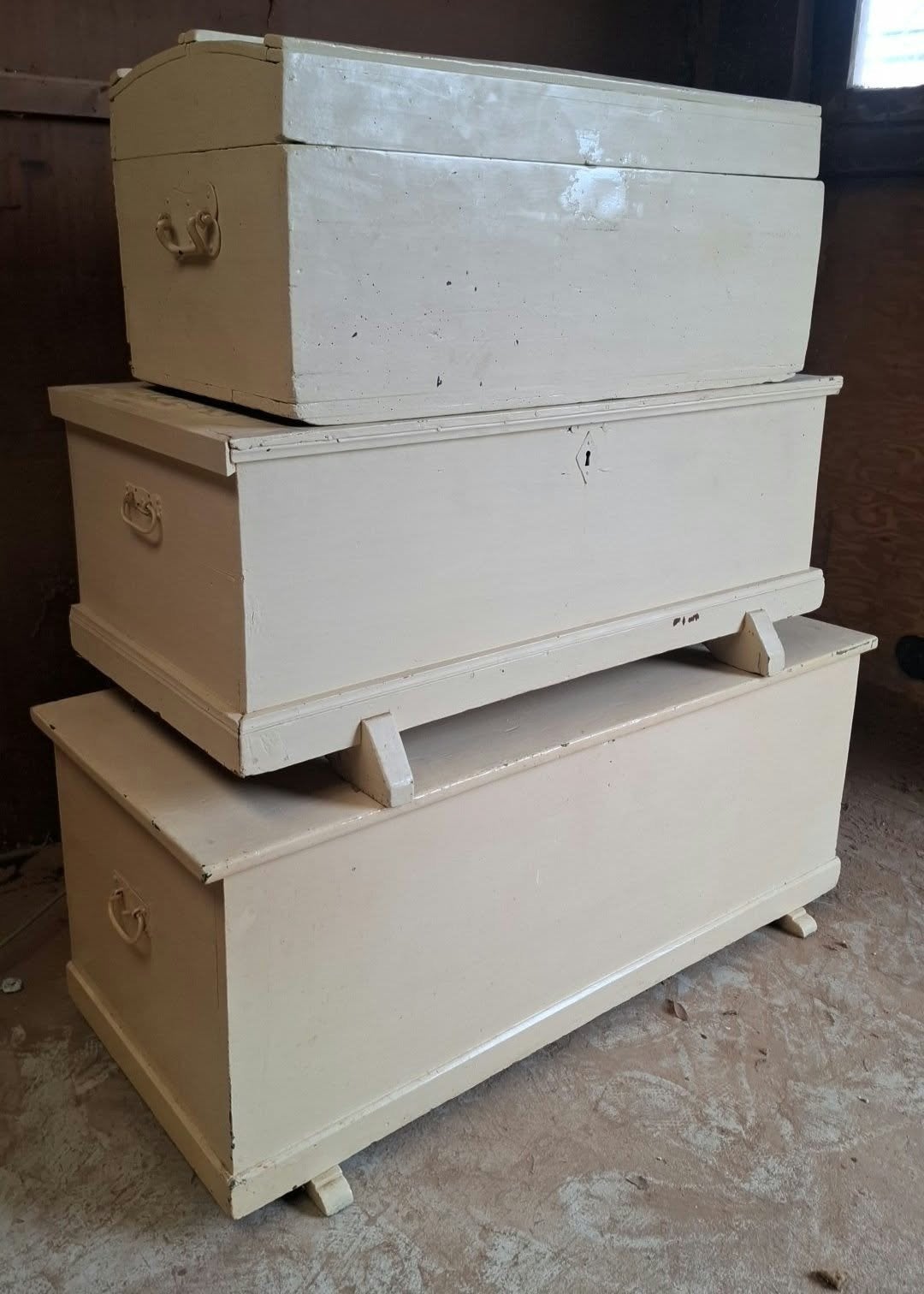 Ensemble de 3 males en bois rigide années 70, Enlèvement