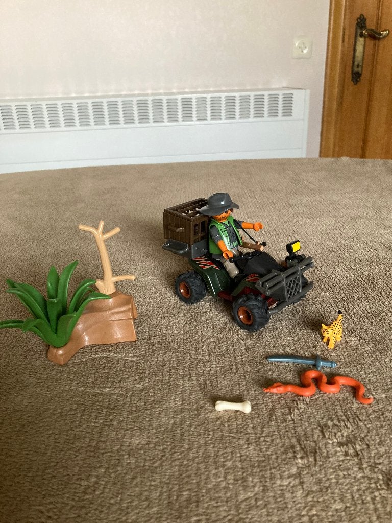 Playmobil Wildlife Stroper met quad (geen doos en geen boekj, Kinderen en Baby's, Ophalen of Verzenden, Zo goed als nieuw, Wild life