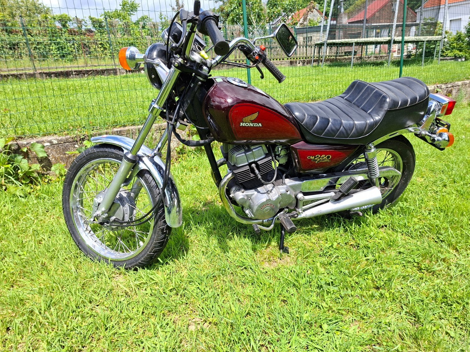 Honda CM 250, Motos, Enlèvement