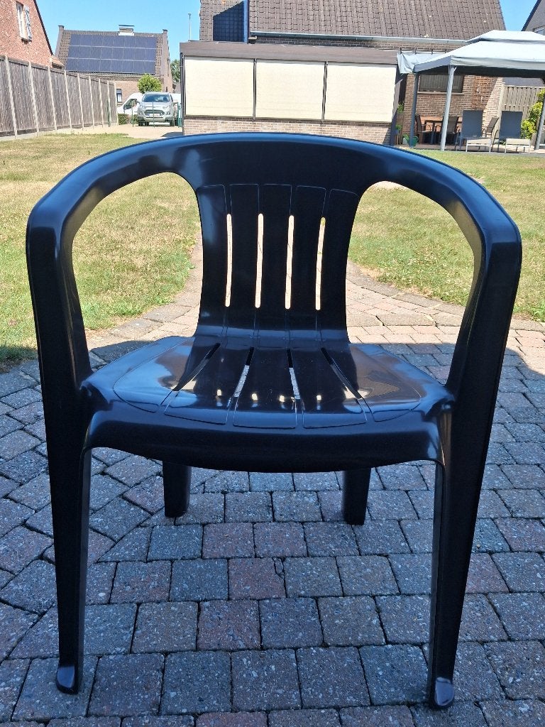 4 tuinstoelen met zitkussen, Enlèvement, Comme neuf, Plastique, Empilable