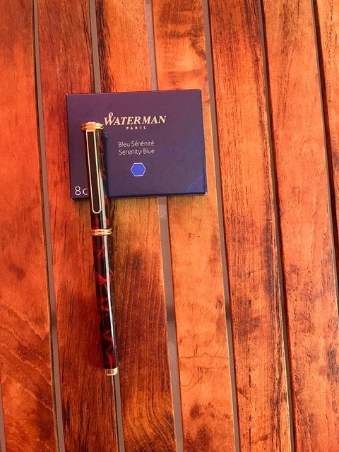 Waterman type Man 200 en résine rouge marbrée plaqué or, Enlèvement, Comme neuf, Stylo, Waterman