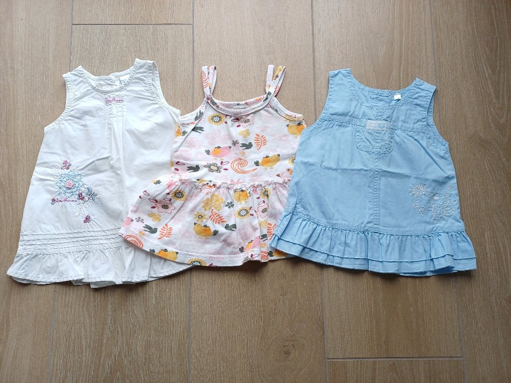 3 jurkjes maat 68, Kinderen en Baby's, Babykleding | Maat 68, Ophalen of Verzenden, Gebruikt, Meisje, Jurkje of Rokje