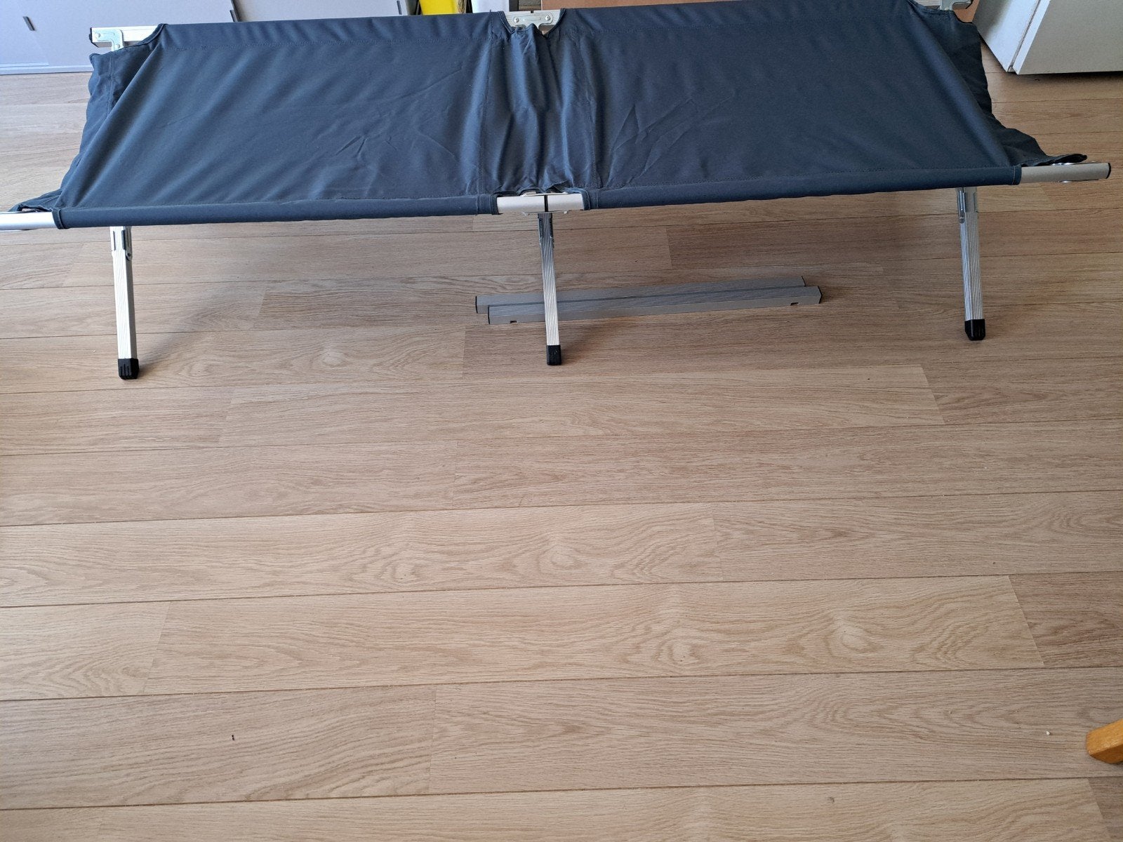 Opvouwbaar veldbed - 62,5x180,5 cm, Ophalen, Zo goed als nieuw