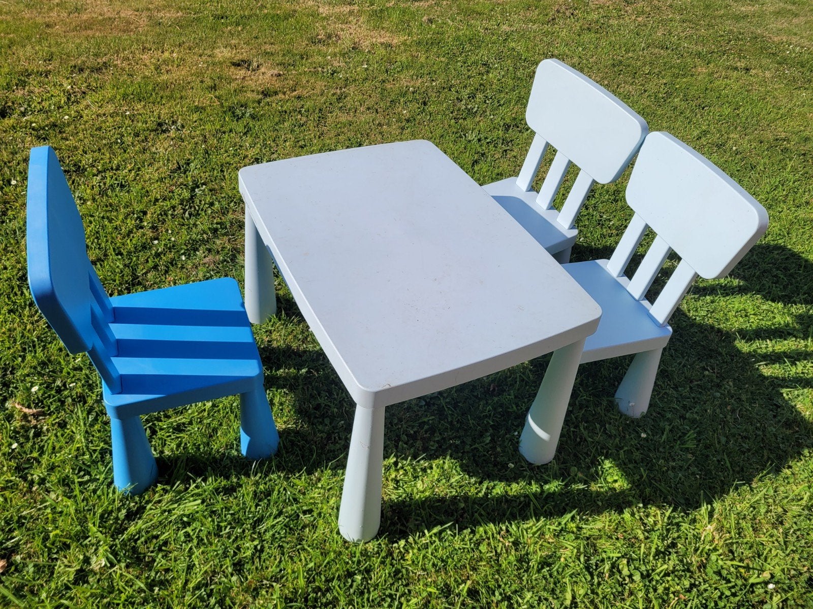 IKEA Mammut kindertafel, Stoel(en)