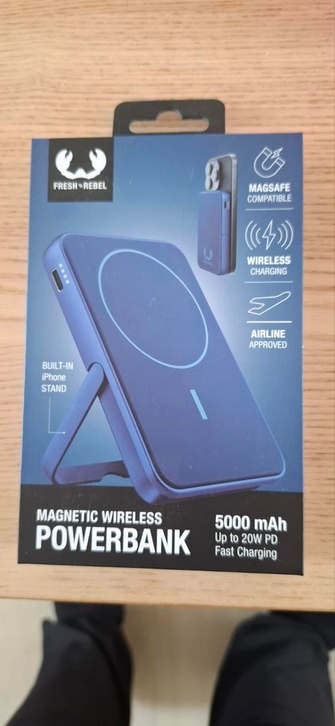 Fresh & Rebel magnetische witeless powerbank blauw, Enlèvement ou Envoi, Neuf, Fresh 'n Rebel