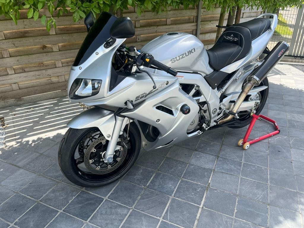 Suzuki SV 1000S **11500KM!!!**zeer mooie staat**v-twin**, Motoren, 2 cilinders, Sportuitlaat, Super Sport, Meer dan 35 kW