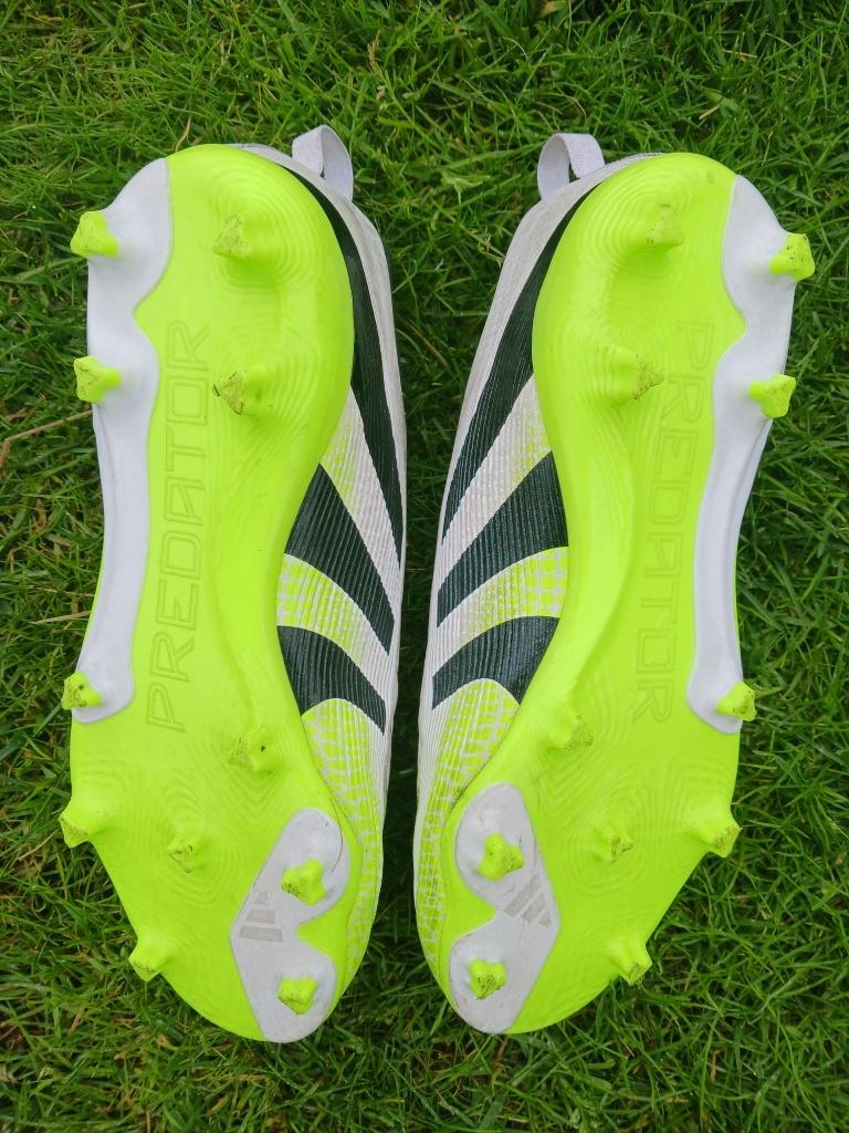 Predator maat 36 (voetbalschoen), Sport en Fitness, Voetbal, Ophalen, Zo goed als nieuw, Schoenen