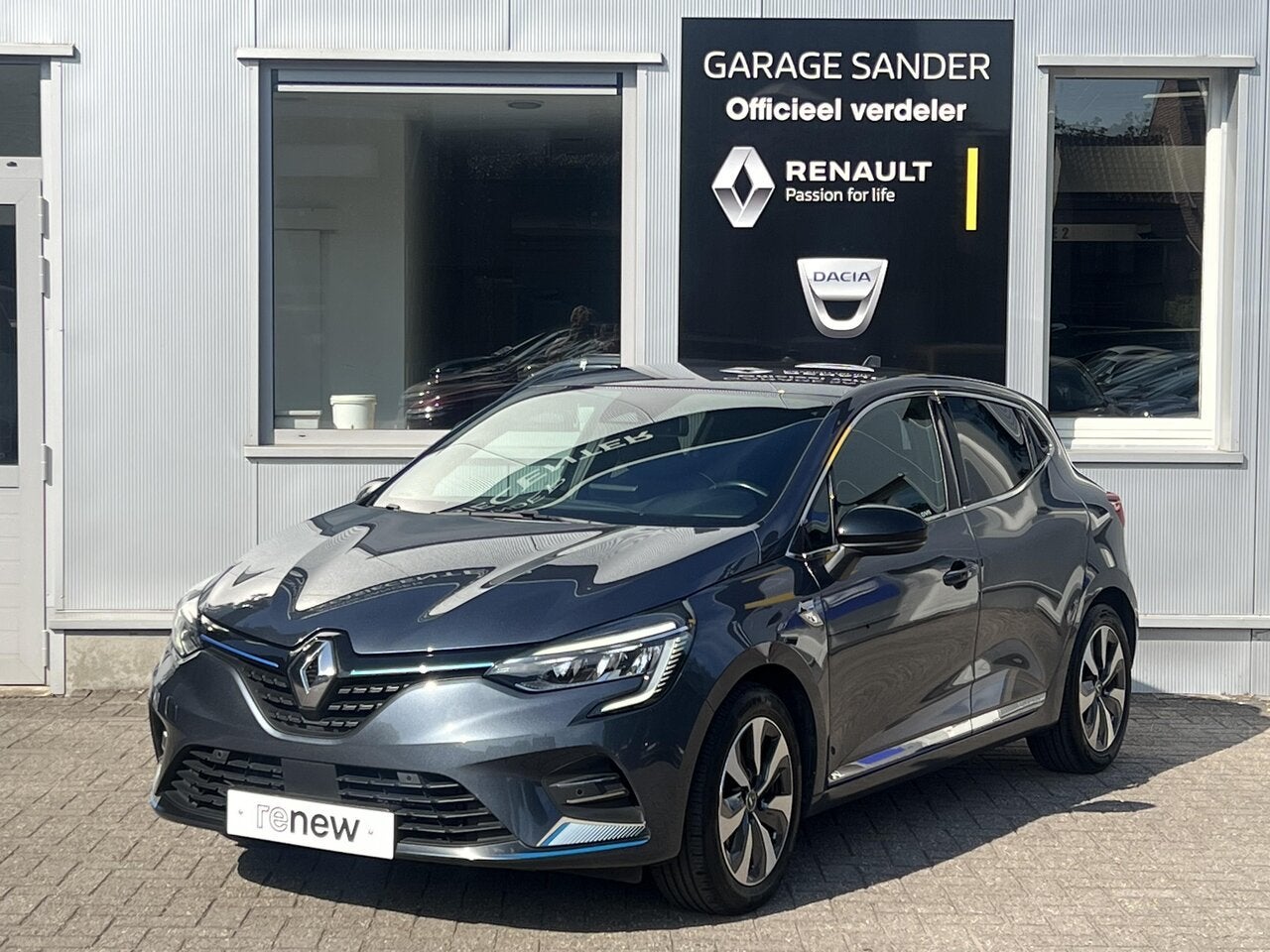 Renault Clio E-Tech Full Hybrid 145 Pk Bij ons gekocht en o, Auto's, Renault, https://public.car-pass.be/vhr/1dc339b0-c2ad-4903-a5f3-d8718fd9bb8b