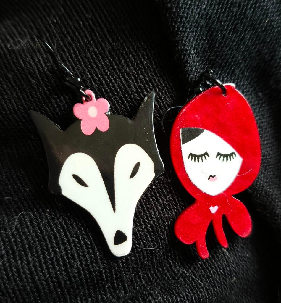 Roodkapje en de Boze wolf oorbellen, Ophalen of Verzenden, Nieuw, Hangers
