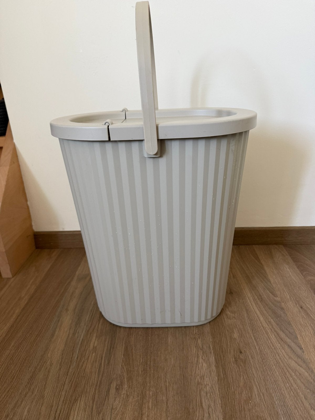 Inea afvalemmer, Huis en Inrichting, Ophalen, Zo goed als nieuw, Met deksel