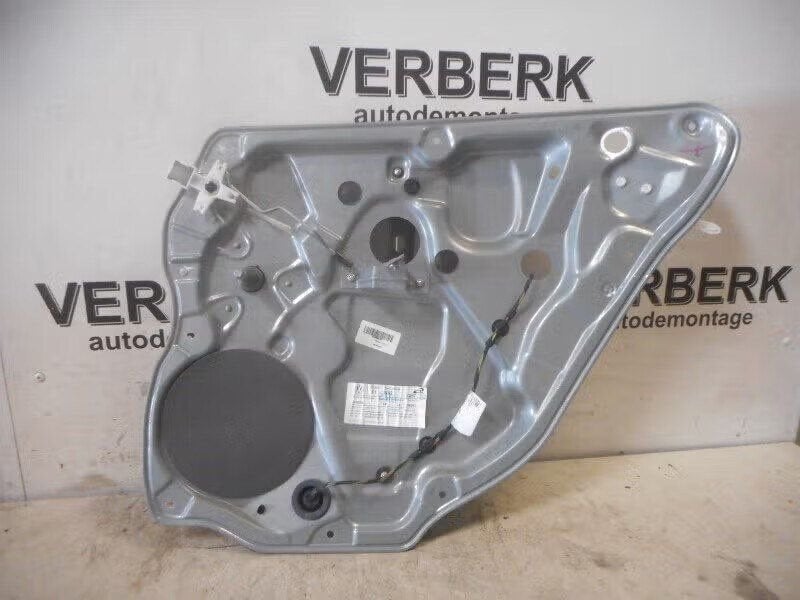 RAAMMECHANIEK HAND RECHTS ACHTER Polo IV (9N1 / 2/3), Berliner Ring 2 38440 Wolfsburg, DE, Enlèvement ou Envoi, Volkswagen, Volkswagen AG