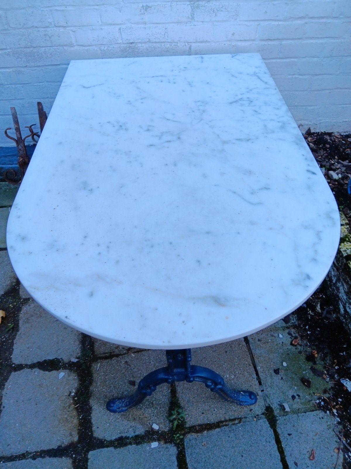 tuintafel, Enlèvement