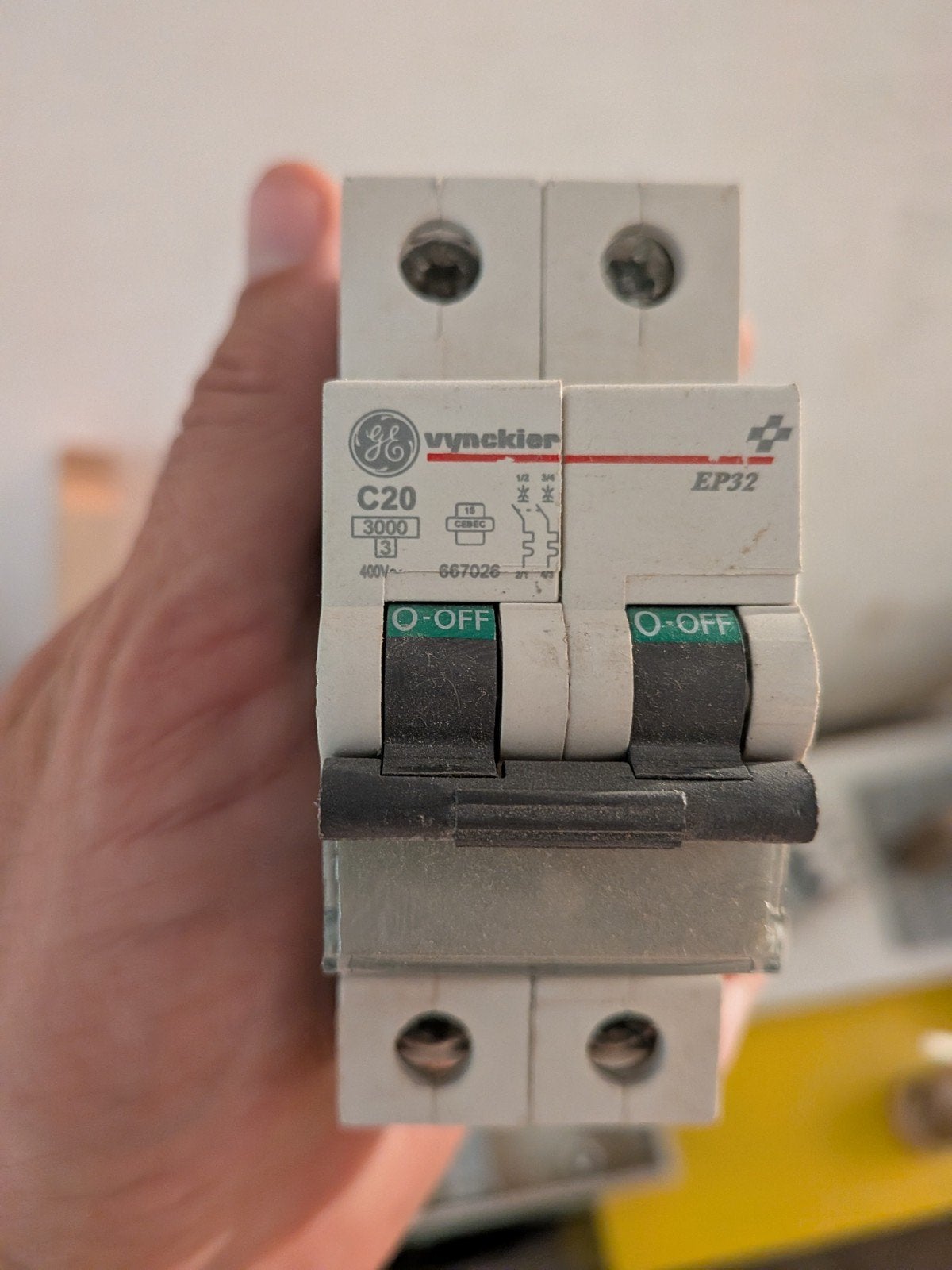 Vynckier automaat 20a 2polig 3ka/c, Doe-het-zelf en Bouw, Ophalen of Verzenden, Gebruikt