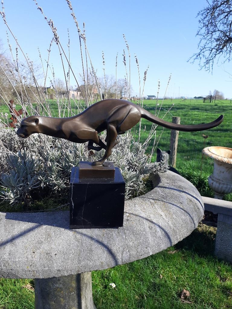 PANTHERE,COUGARD EN BRONZE A LA COURSE SUR SOCLE, Enlèvement ou Envoi, Bronze