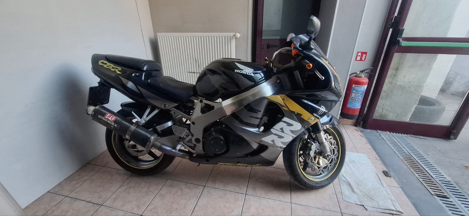 Honda cbr 900 rr fireblade 1998, Motoren, Motoren | Honda, Particulier