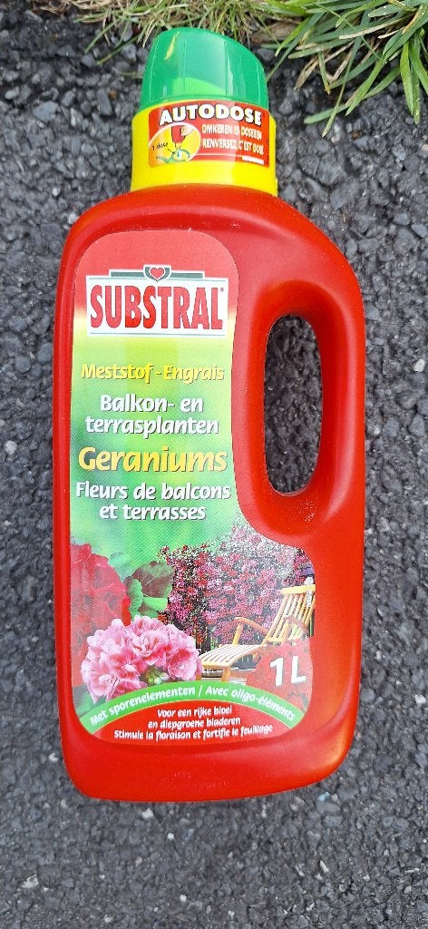 Substral balkon en terrasplanten gerariums meststof 1 liter, Ophalen, Nieuw