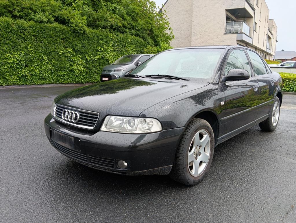 AUDI A4 19TDI 2001 1EIG.+ BOEKJES!! PERFECT STAAT !, Auto's, Audi, Automatische klimaatregeling, A4, Zwart, Particulier