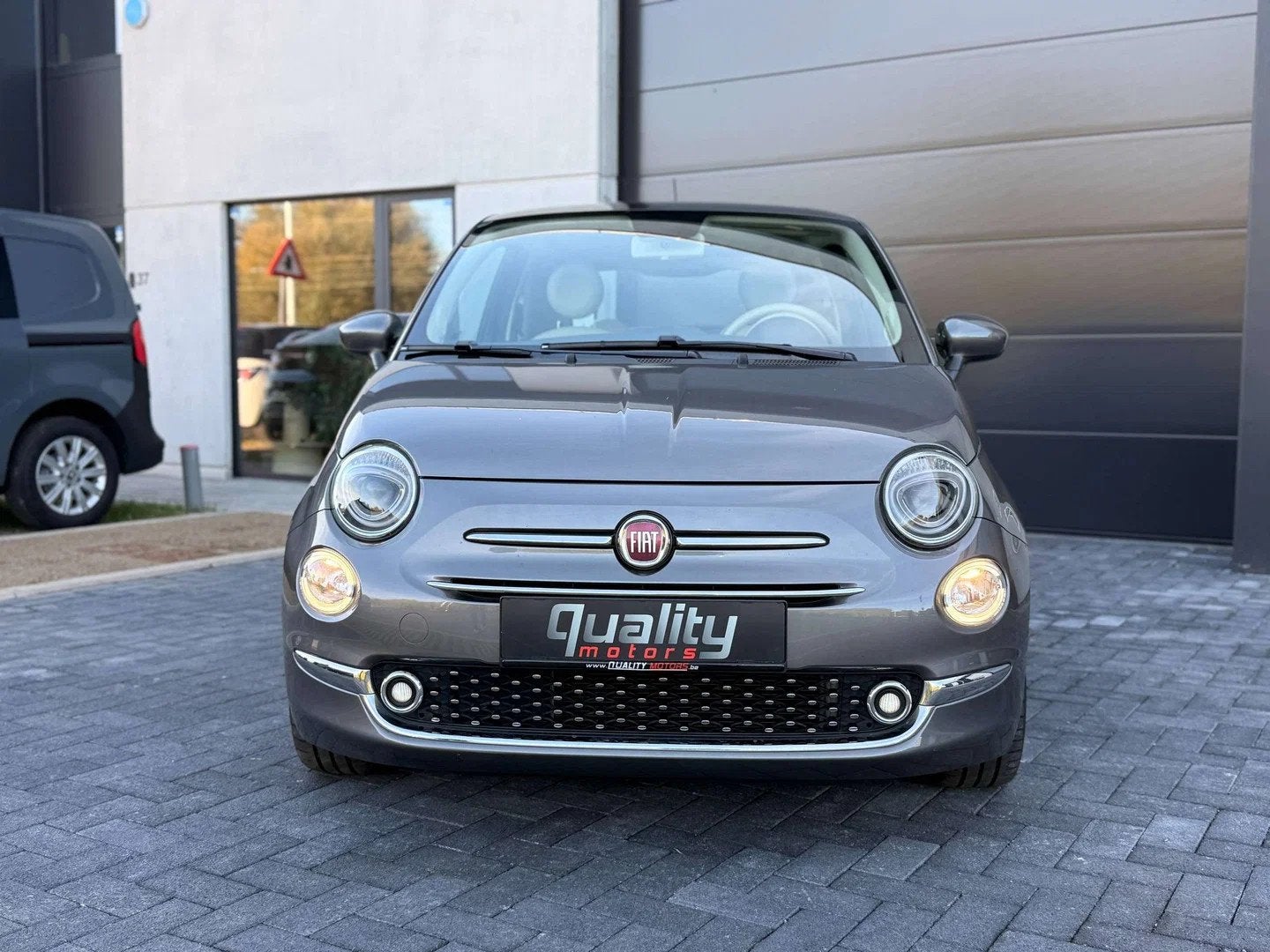 Fiat 500 Lounge 500 1.2i // AUTOMAAT // EURO6b // PANO // CR, Auto's, Automaat, 4 zetels, Stof, Gebruikt