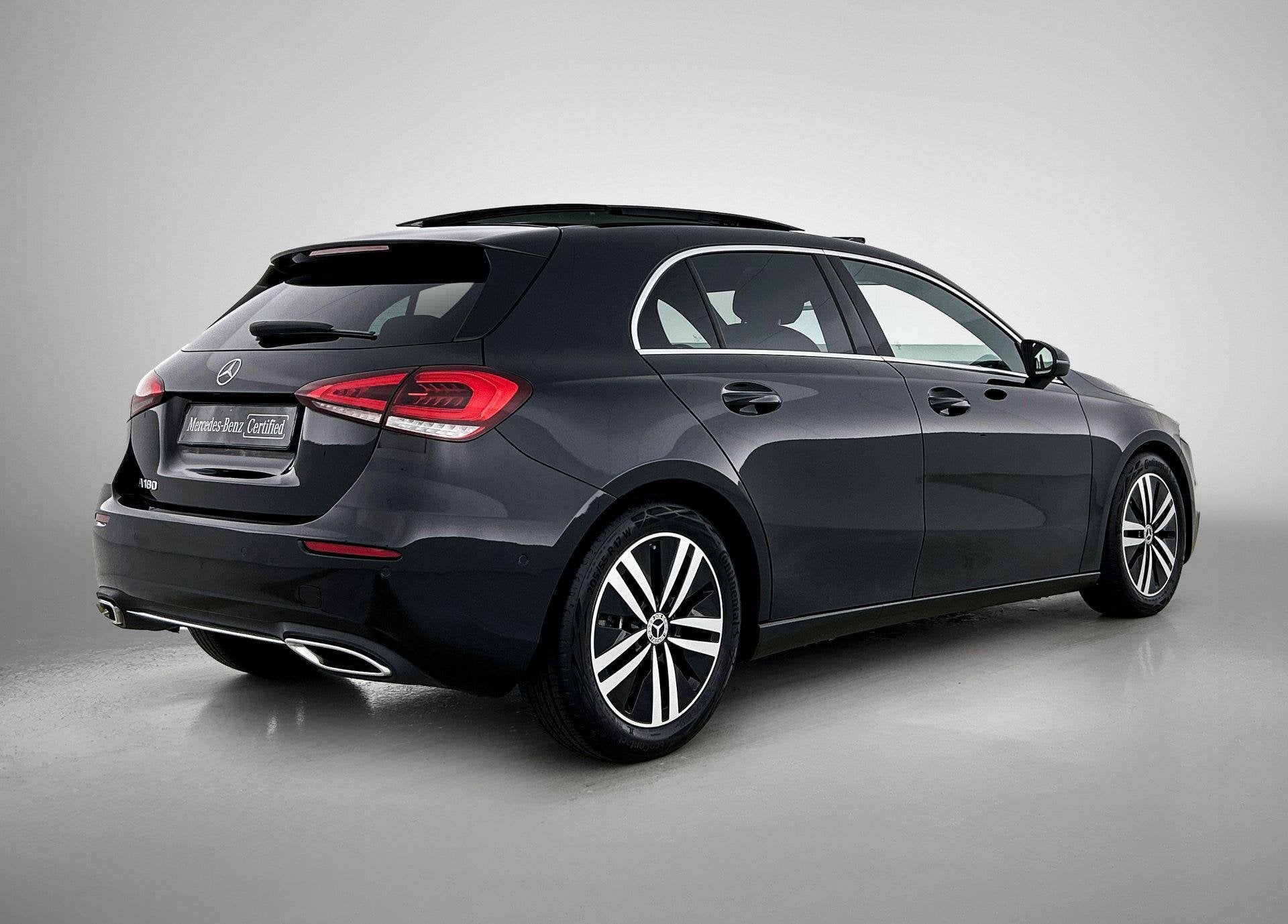 Mercedes-Benz A-klasse 180 Business Line | Panoramisch Dak |, Autos, 100 kW, 680 kg, Entreprise, Entretenue par le concessionnaire