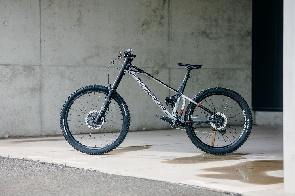 Mondraker Super foxy XL custom, Enlèvement, Utilisé