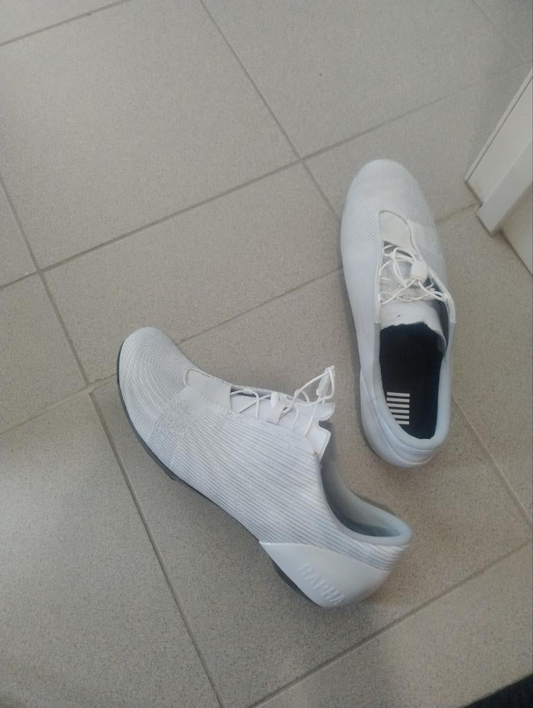 Koersschoenen rapha, Ophalen
