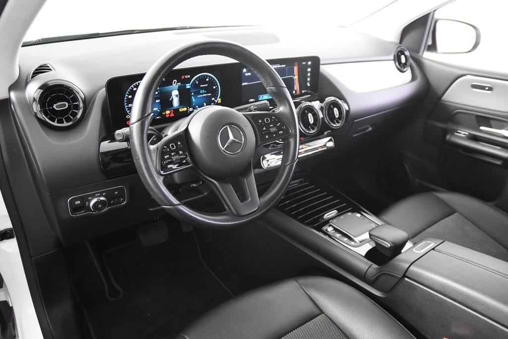 Mercedes Benz B180 Automaat *1ste Eigenaar*Leer*Navigatie*, Auto's, Monovolume, 4 cilinders, 700 kg, Leder en Stof