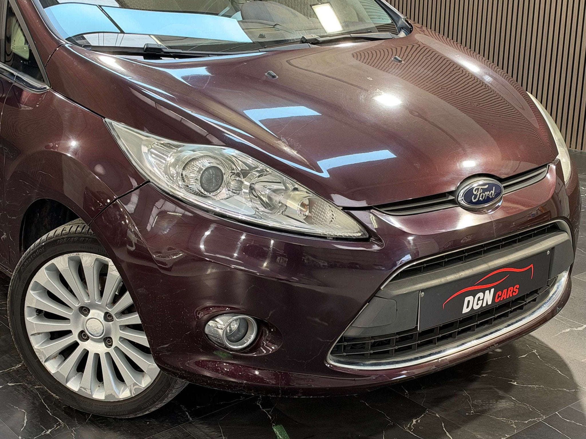 Ford Fiesta Fiesta 1.4i Titanium (automatique), Autos, Euro 5, Entreprise, Autres couleurs, Noir
