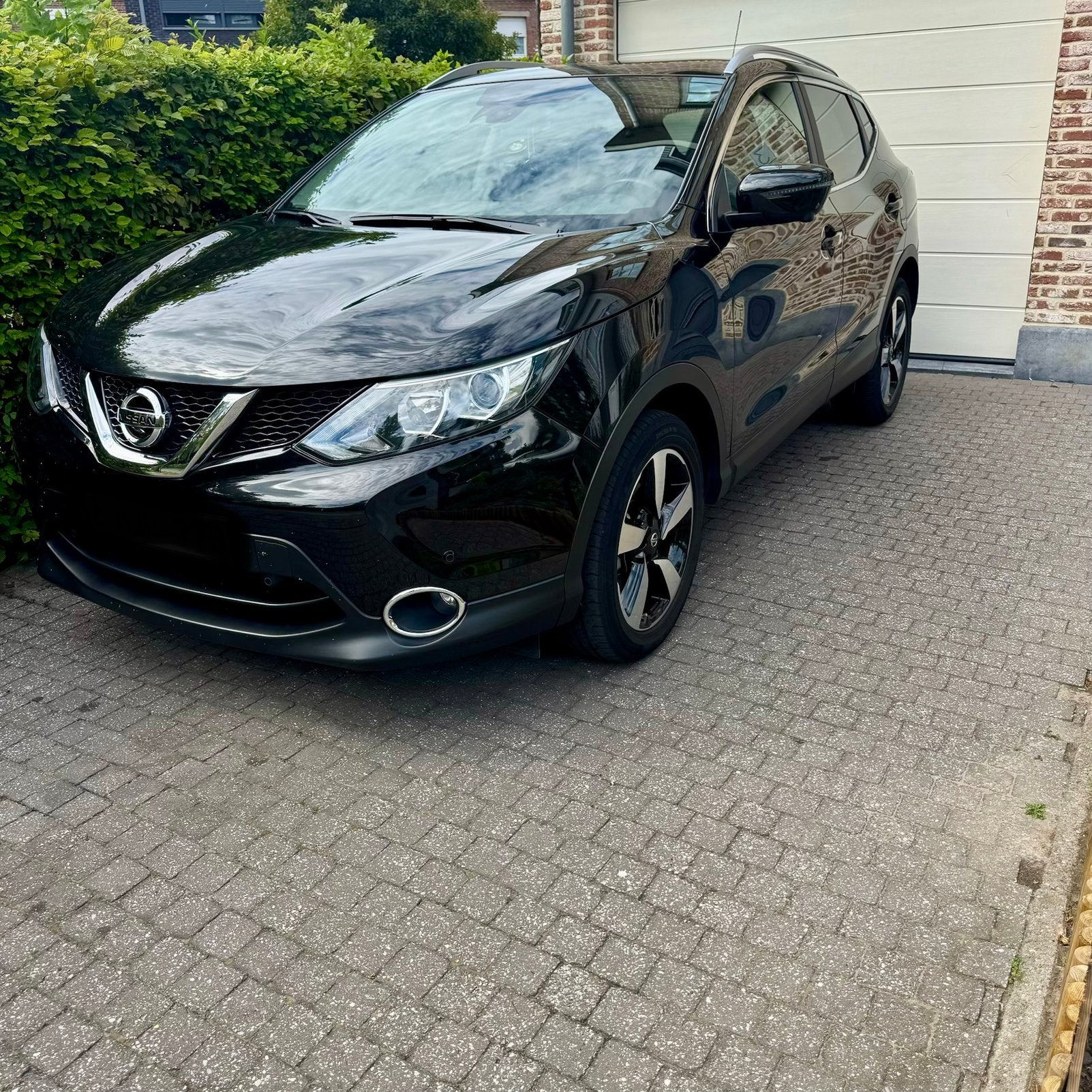Nissan Qashqai 30000km!!!!, Auto's, Euro 6, Zwart, Handgeschakeld, Particulier