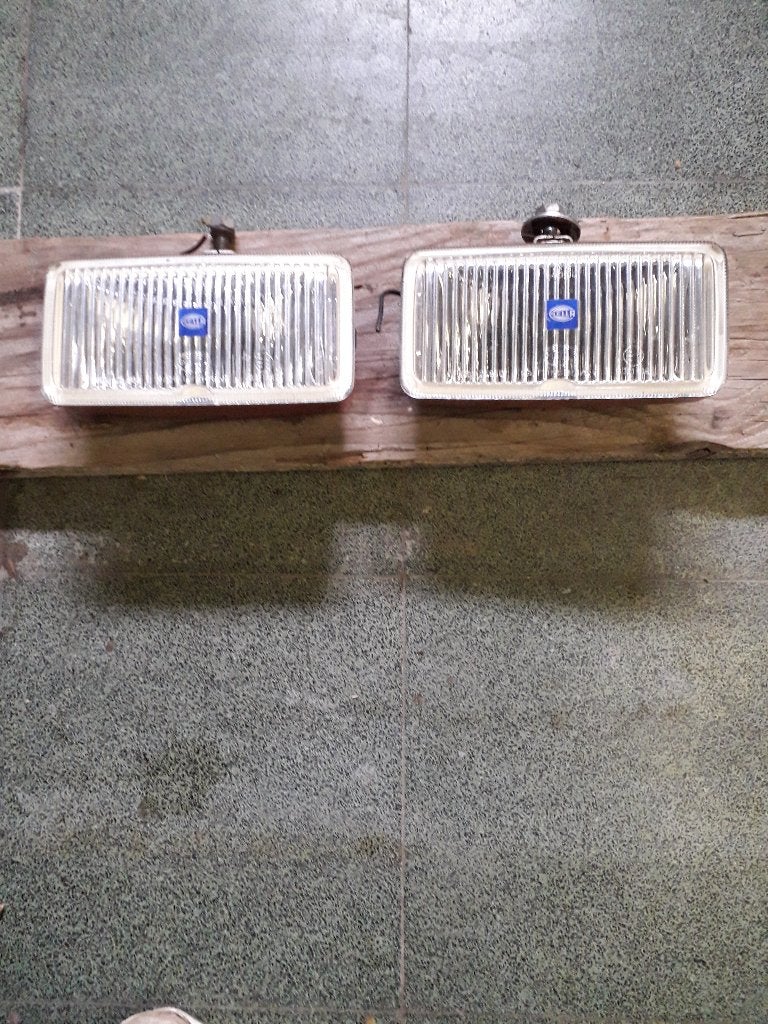2 Phares longue portée HELLA, Ophalen, Gebruikt