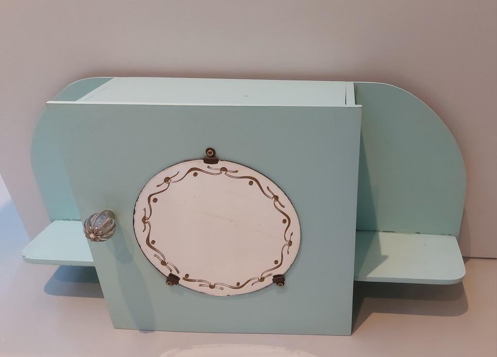 Prachtig antiek wandkastje, mooi voor in een kinderkamer, Antiek en Kunst, Ophalen