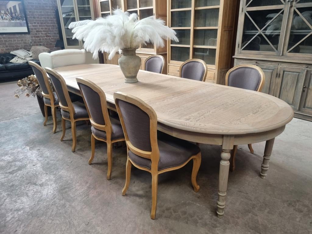 Eiken eettafel art:37/26